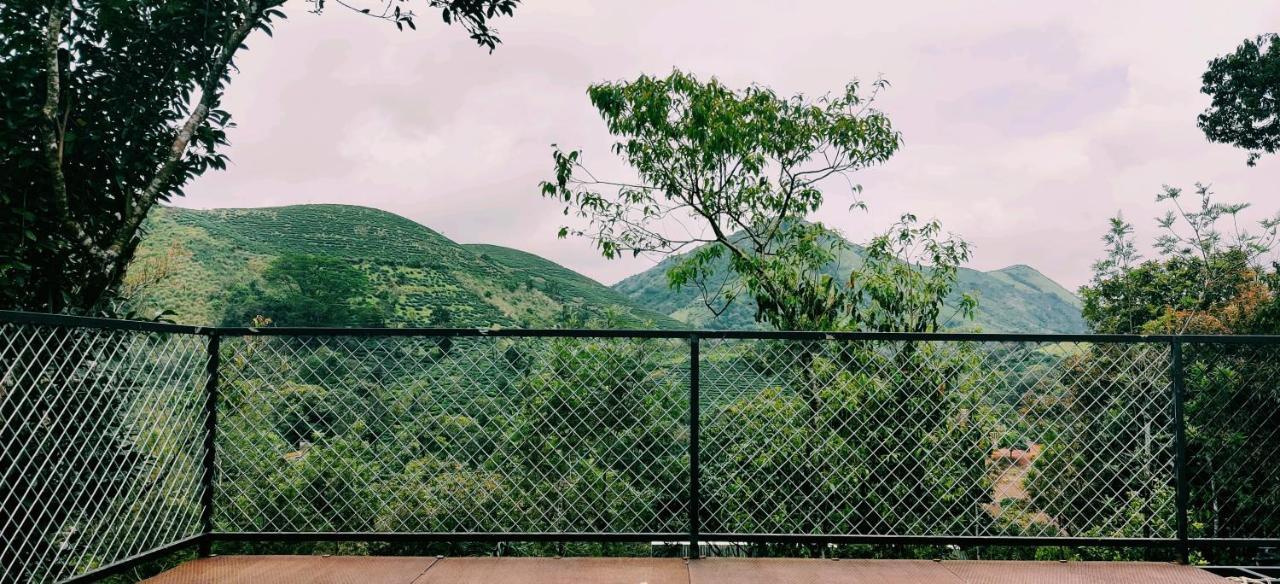 Holiday Vagamon Ngoại thất bức ảnh